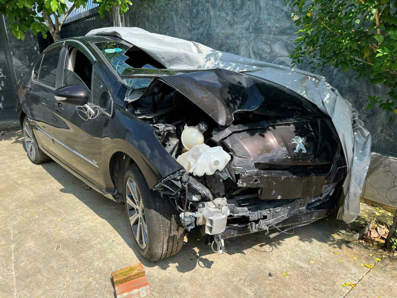 THU MUA XE TAI NẠN 