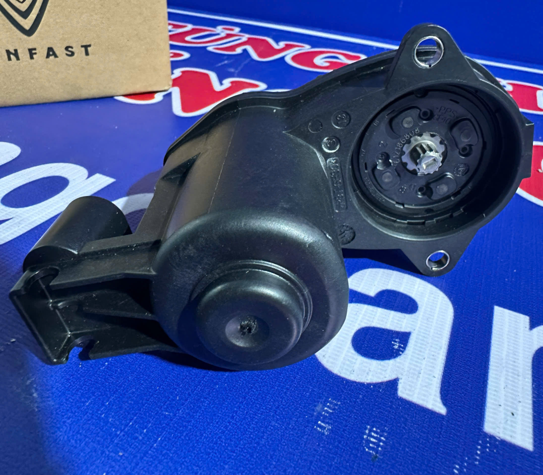 BỘ ĐIỀU KHIỂN PHANH TAY LUX SA - CHÍNH HÃNG MỚI 100%