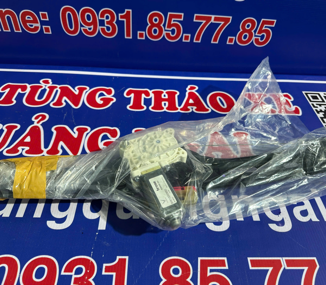 COMPA NÂNG HẠ KÍNH CỬA SAU PHẢI LUX SA - CHÍNH HÃNG MỚI 100%