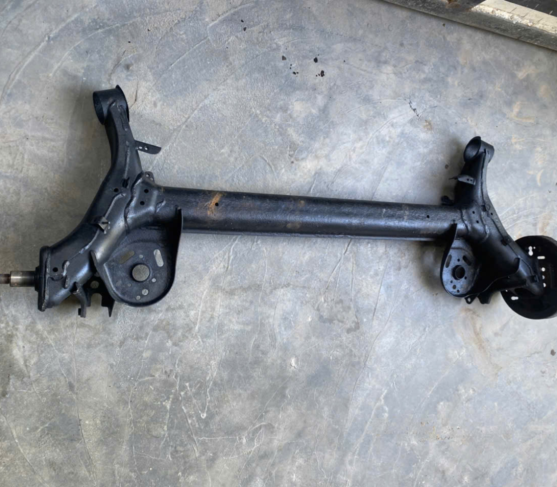 DẦM CẦU SAU XPANDER 2020 - THÁO XE