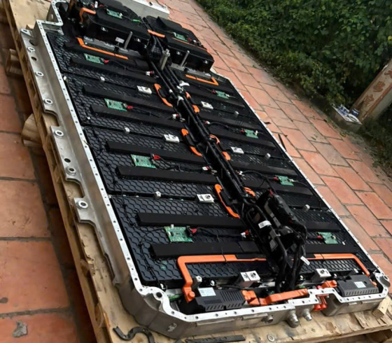 MUA PIN XE Ô TÔ ĐIỆN GIÁ CAO ( Bị hư hỏng do ngập nước, tai nạn, cấn móp...)