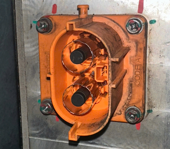 CỔNG NỐI GIẮC ĐIỆN HV XE VF5 - PIN GOTION