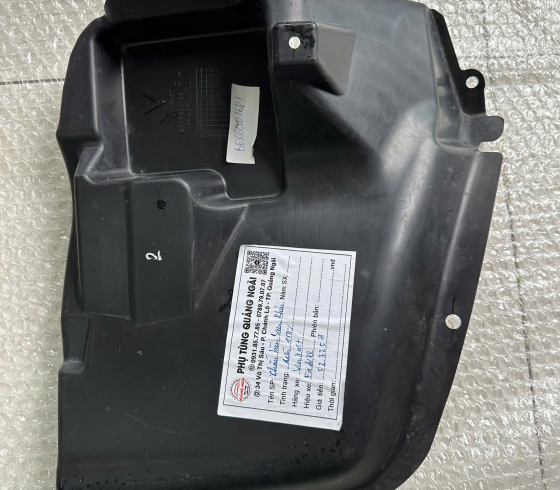 TẤM NHỰA ĐEN CHẮN BÙN BÁNH XE SAU BÊN PHẢI FADILL- CHÍNH HÃNG MỚI 100%