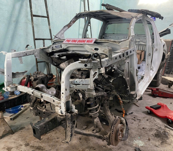 THÁO XE FORD RANGER 2.0L XLS 2023 AT- MUA GÌ CẮT BÁN NẤY