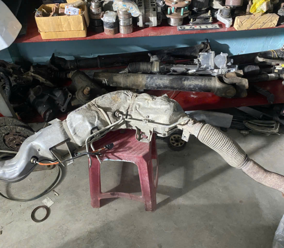 BÔ XE ĐOẠN TRƯỚC FORD RANGER 2.0L XLS 2023 AT- THÁO XE MÓP